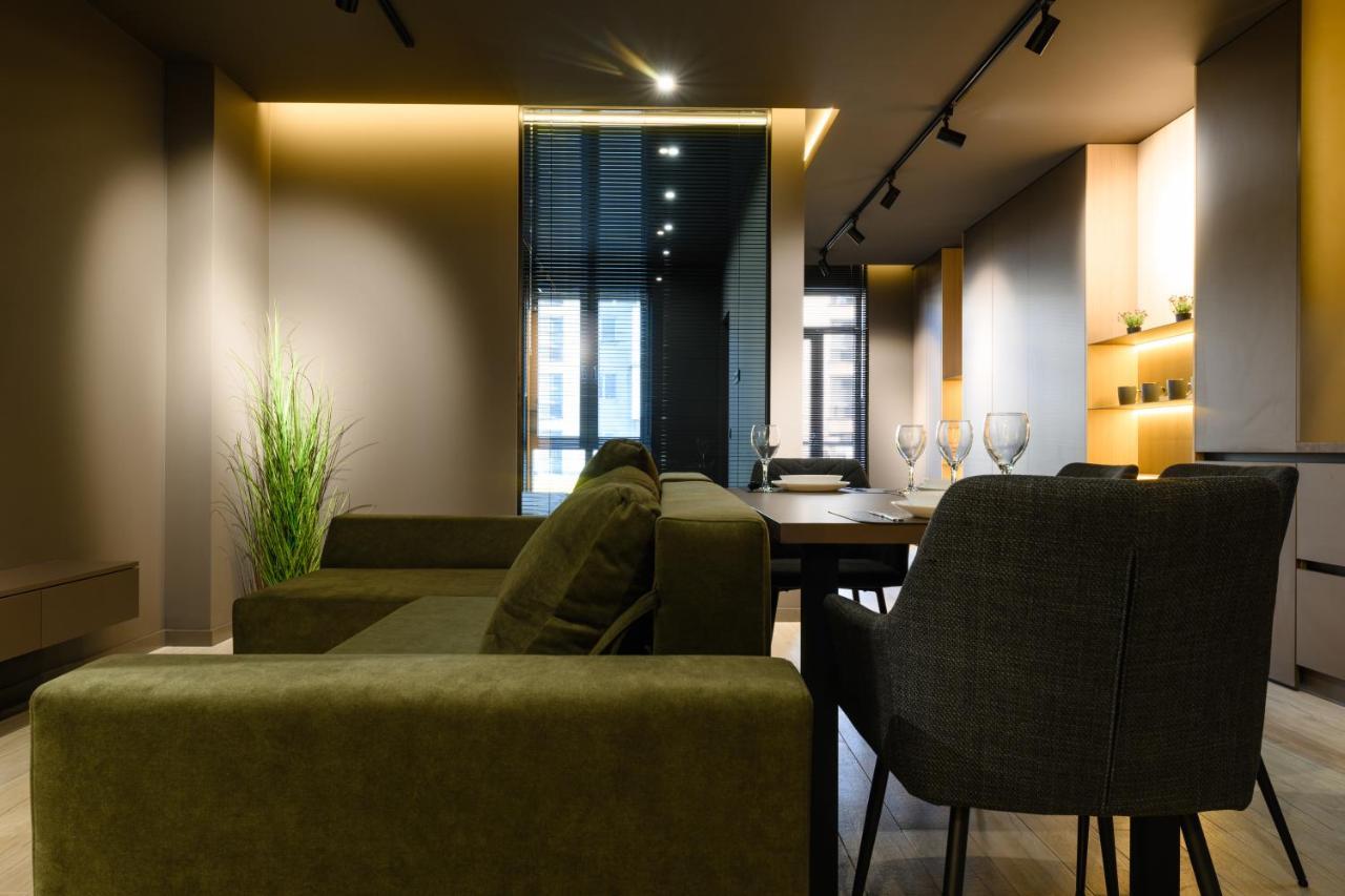 Luxury Apartments-Belochka Uzjhorod Eksteriør billede