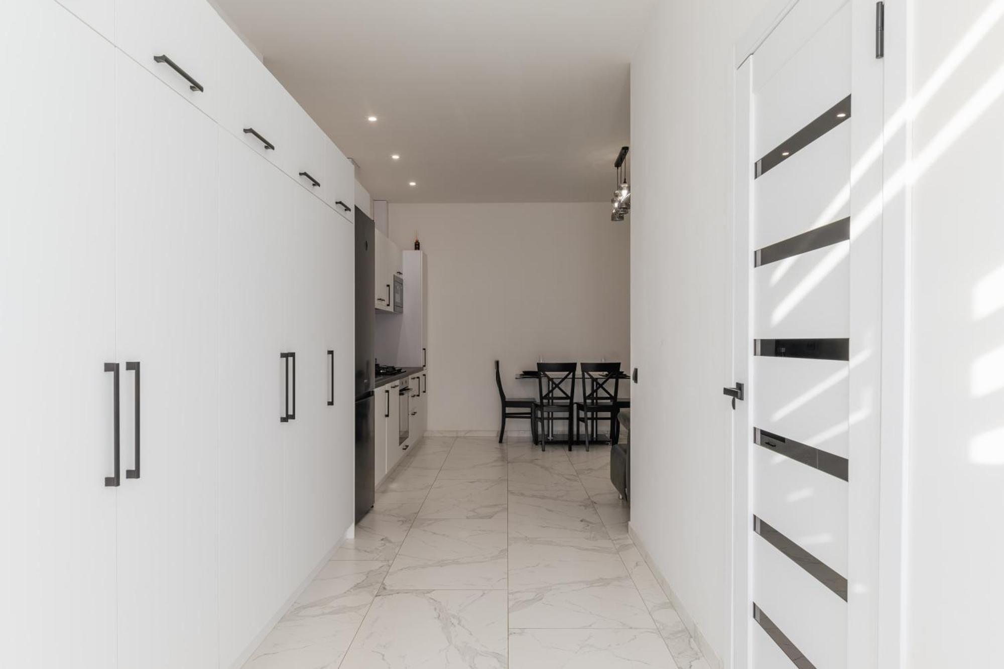 Luxury Apartments-Belochka Uzjhorod Eksteriør billede