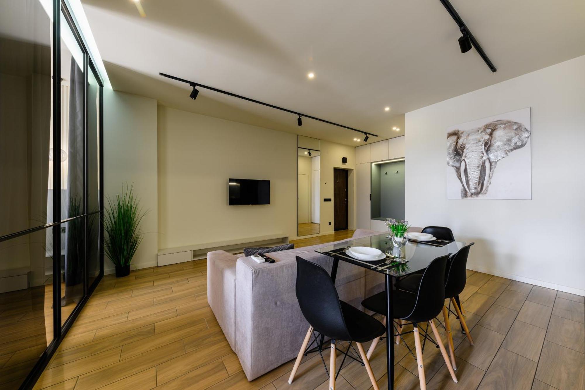 Luxury Apartments-Belochka Uzjhorod Eksteriør billede