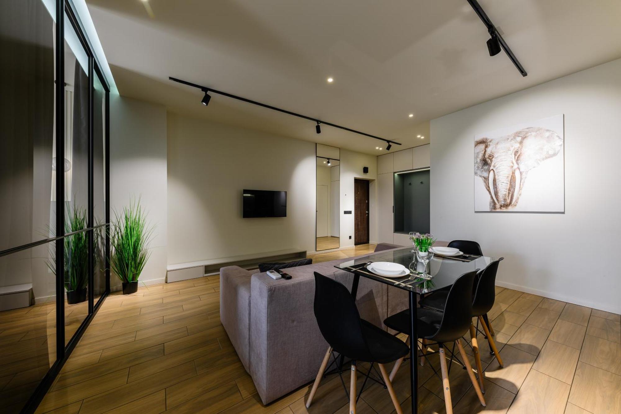 Luxury Apartments-Belochka Uzjhorod Eksteriør billede
