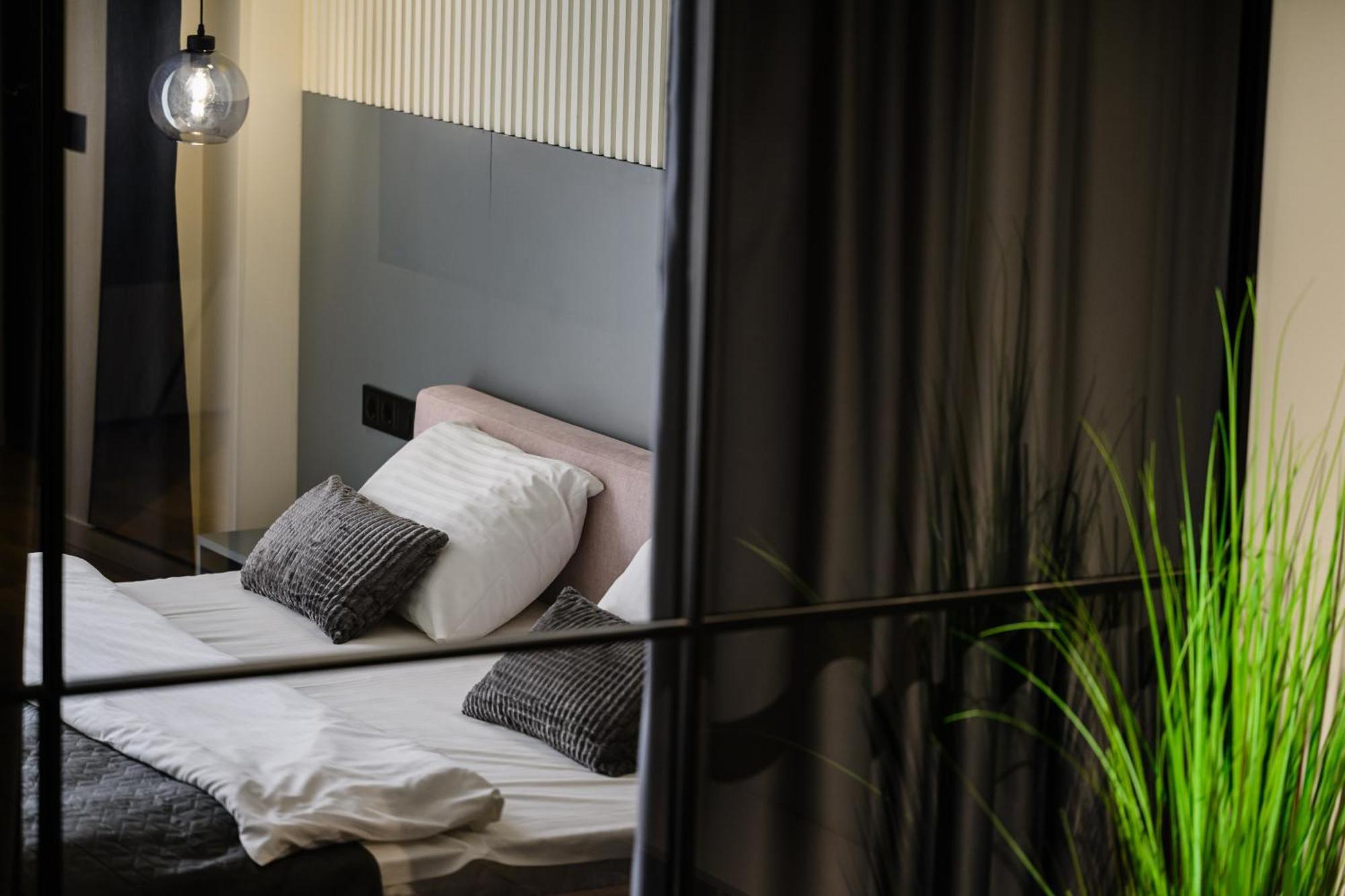 Luxury Apartments-Belochka Uzjhorod Eksteriør billede